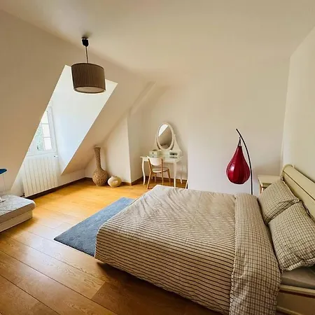 Demeure Familiale Avec Jardin, Quartier Calme Colomby-Anguerny