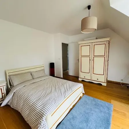 Βίλα Demeure Familiale Avec Jardin, Quartier Calme