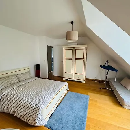 Demeure Familiale Avec Jardin, Quartier Calme 别墅 Colomby-Anguerny